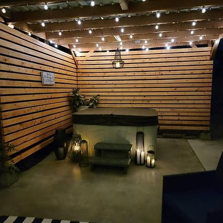 Desert Oasis With Hot Tub! 라스크루시스 외부 사진