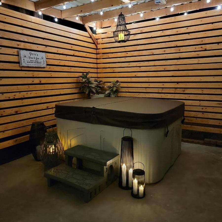 Desert Oasis With Hot Tub! 라스크루시스 외부 사진